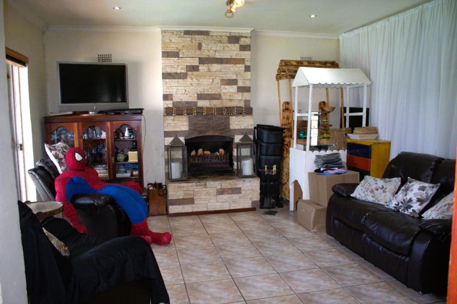 4 Bedroom Property for Sale in Northpine Western Cape